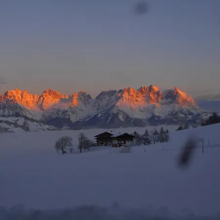 Bauernhof Hahnenkammblick *
