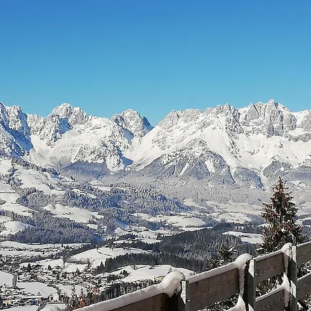 Bauernhof Hahnenkammblick *