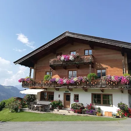 Hahnenkammblick Bauernhof