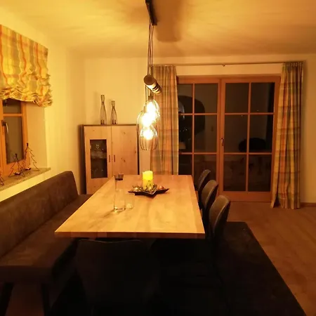Bauernhof Hahnenkammblick